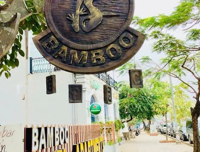 Bamboo & Hotel Ha Long